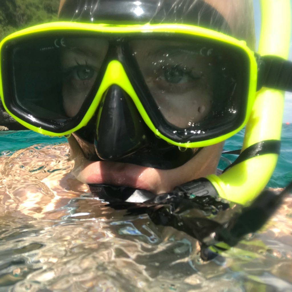 janafaro's profile picture. The brighter, the better. #getoutside #sparkle #puppies #liveon