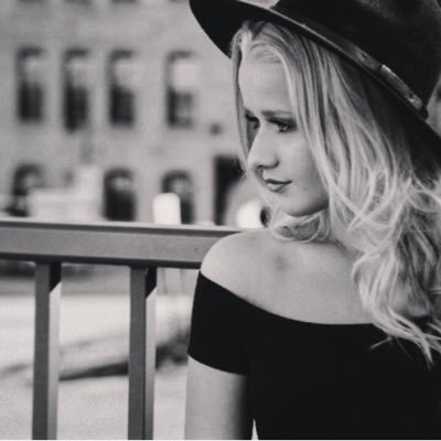 Maddie73502671's profile picture. class of ‘18//like my coffee black like my heart🤷🏼‍♀️