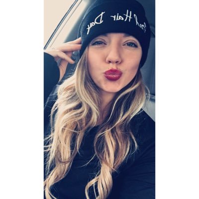 samG44's profile picture. One step at a time...