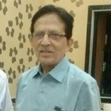जिओ और जीने दो,
रात तो वक्त की पाबंद है ढल जाएगी,
देखना ये है चिरागों का सफर कितना है, खानदानी कांग्रेसी
#SaveDemocracy