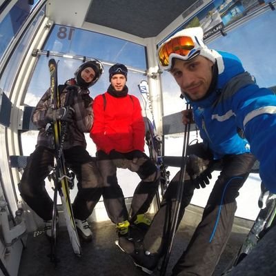 Placca94's profile picture. Founding member of UGOS. Bassist. Taekwondo. Personal trainer