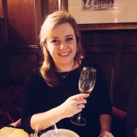Hannah - The Girl at The Table (@hannahfelt) 's Twitter Profile