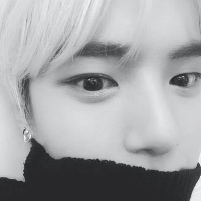 siento que le debo el mundo entero a taehyung por hacerme tan feliz♡