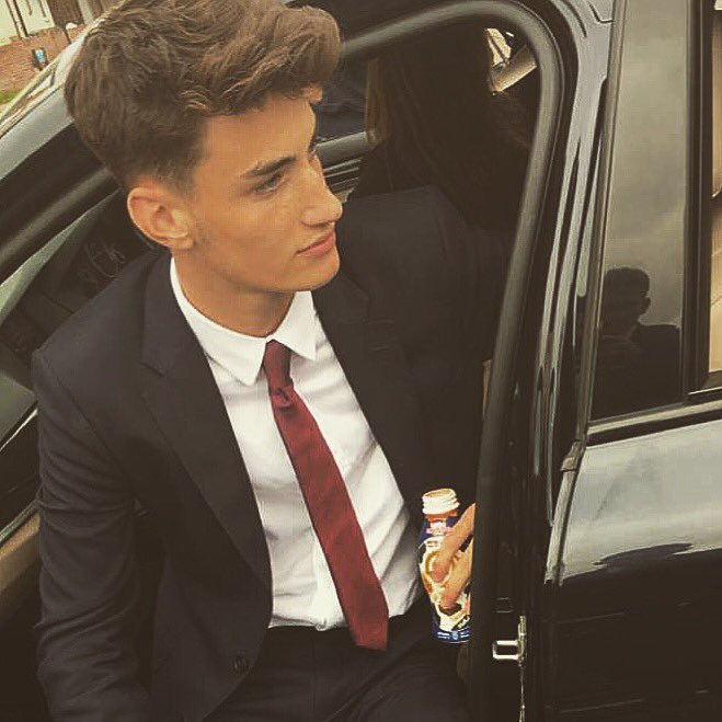 Alex Igoe (alex_igoe) Twitter