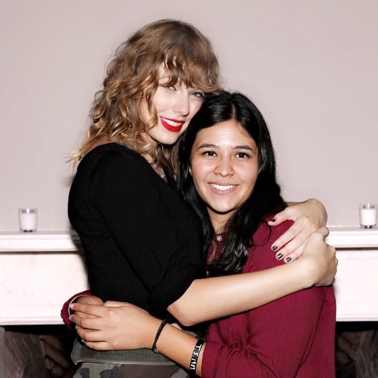 Don't you dream impossible dreams? @taylornation13 follows |Met and hugged Taylor on October 22, 2017, LA Secret Session