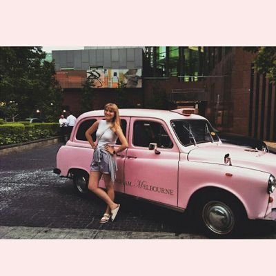 Cardboardboxes_'s profile picture. 