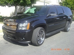 We are a 5-Star limousine service in LA, OC, SD and SF. Our company specializes in airport transfers, corporate accounts and party busses.