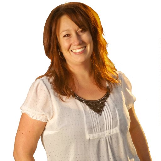 Homes, Perks & Trends for the REAL ESTATE OBSESSED! Find me on Instagram @tracymoffett