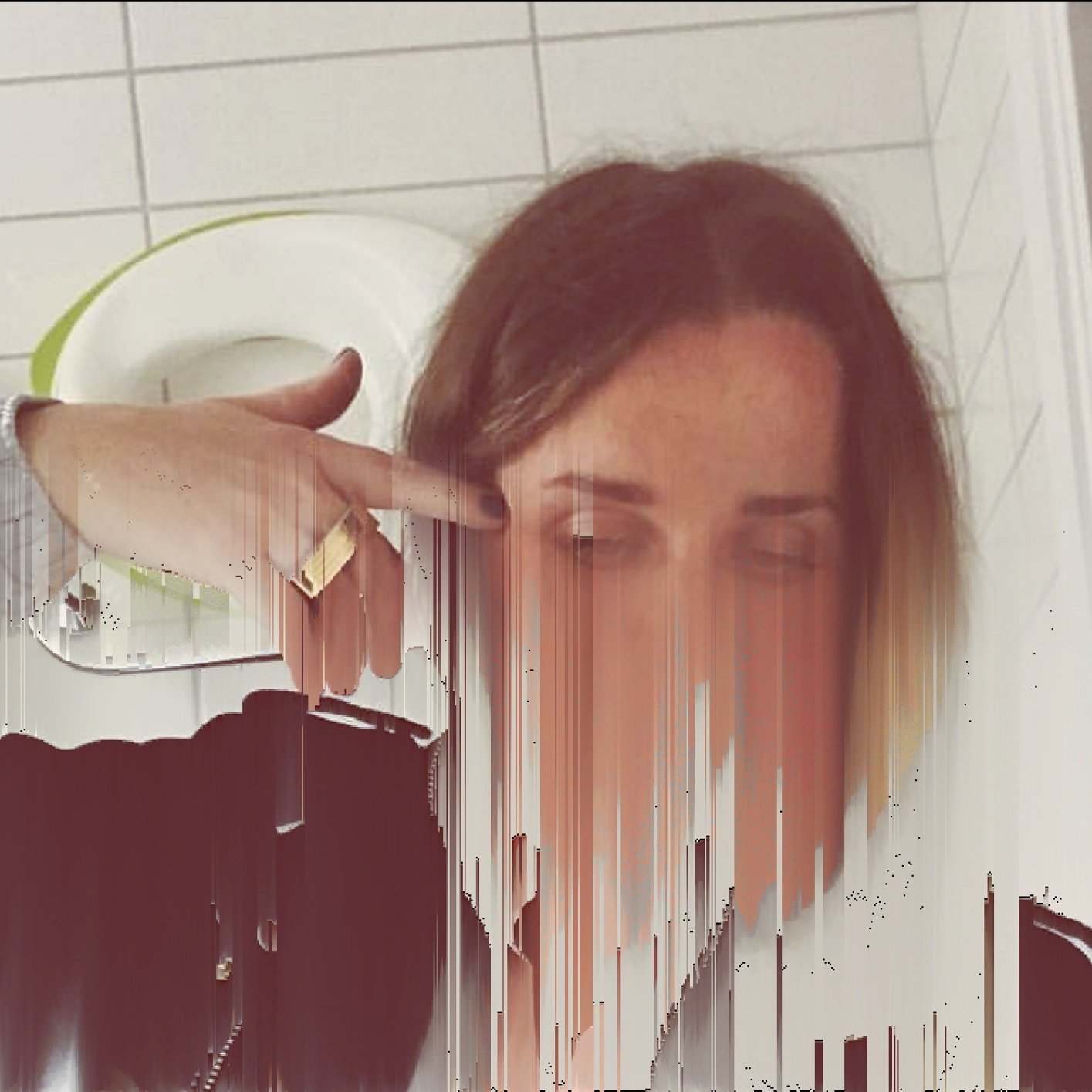 HeatherFerrigan's profile picture. 