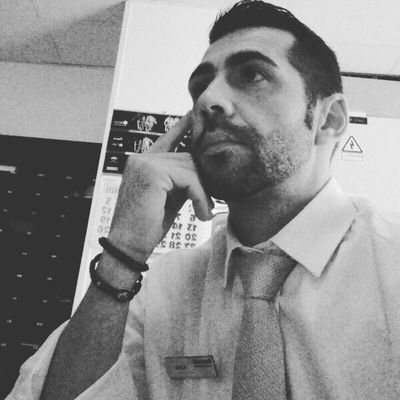 olimatrixx's profile picture. No soy todo lo que vés.
Imposible que me conozcas, cuando día a día, me sorprendo a mi mismo de cosas que puedo hacer, sentir o pensar. Lo siento; No me conoces