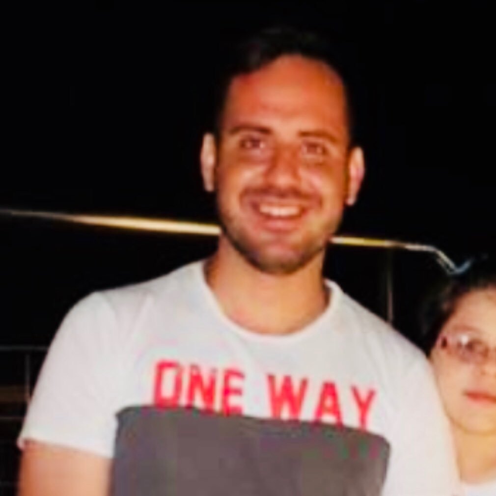 santialonzo86's profile picture. emprendedor.