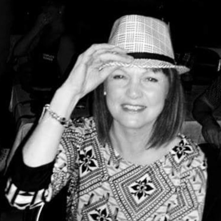 JoproudJoanne's profile picture. Mum of two and SEN support and systems manager at Walworth Primary School🦋