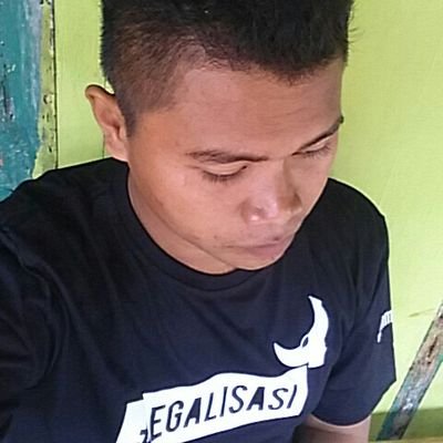 - Baik hati
- Ramah
- Baperan
- Kurang PD (karo wong wadon)