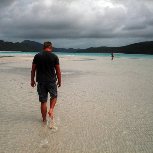 A proud dad, with a passion for travel and exploring with his wife and young daughter. Over 30+ countries 🌎🏖️🏙️🛫 #travel #explore #adventures