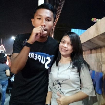 Yulius_jr's profile picture. cinta tidak pernah logis ,karena sesuatu yang logis itu bukan cinta.