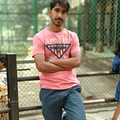 varunsavita's profile picture. 