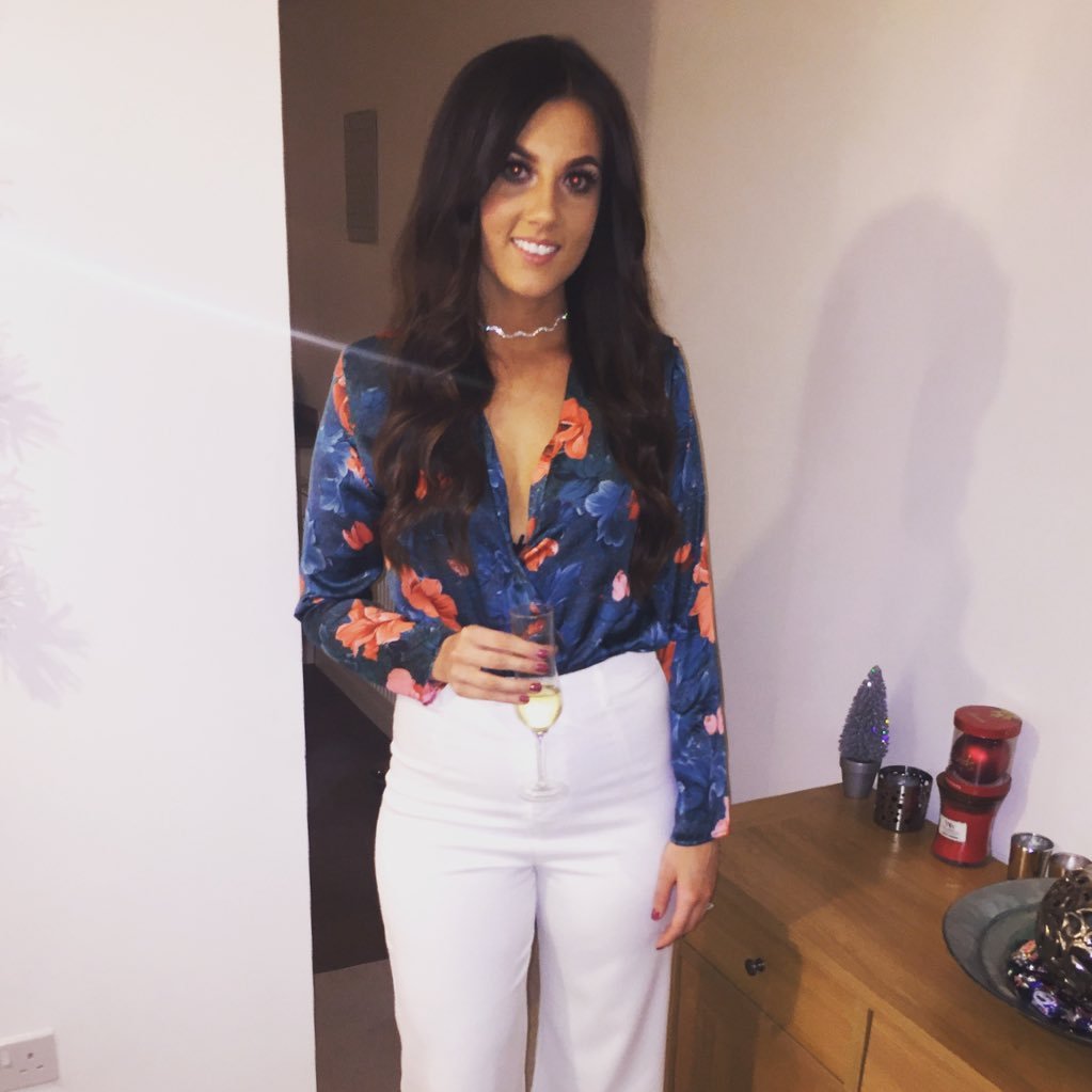 AbbieeH's profile picture. 