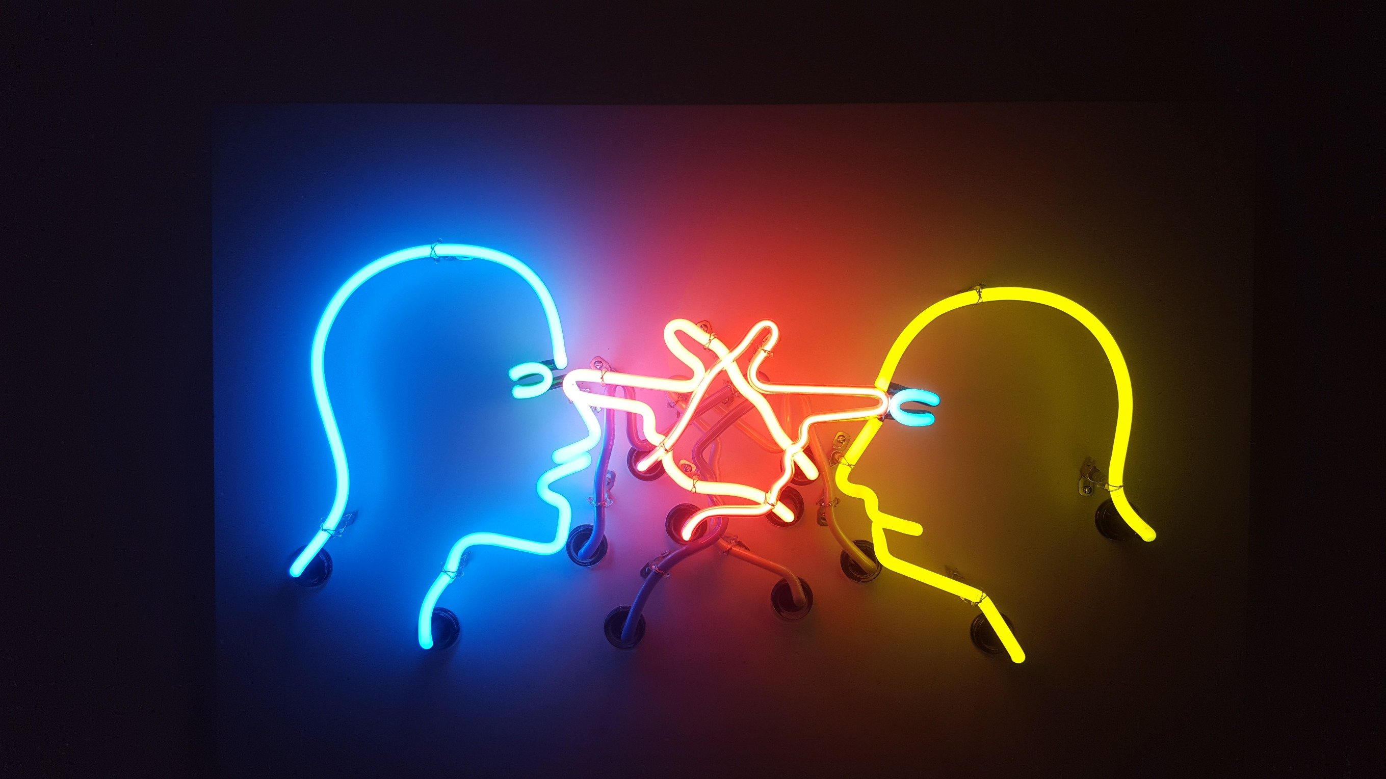 LT2Clarkesville's profile picture. Vinyl, red wine, Hibs. TV Editor. Edinburgh Man in The Smoke. Athair gu dithis.