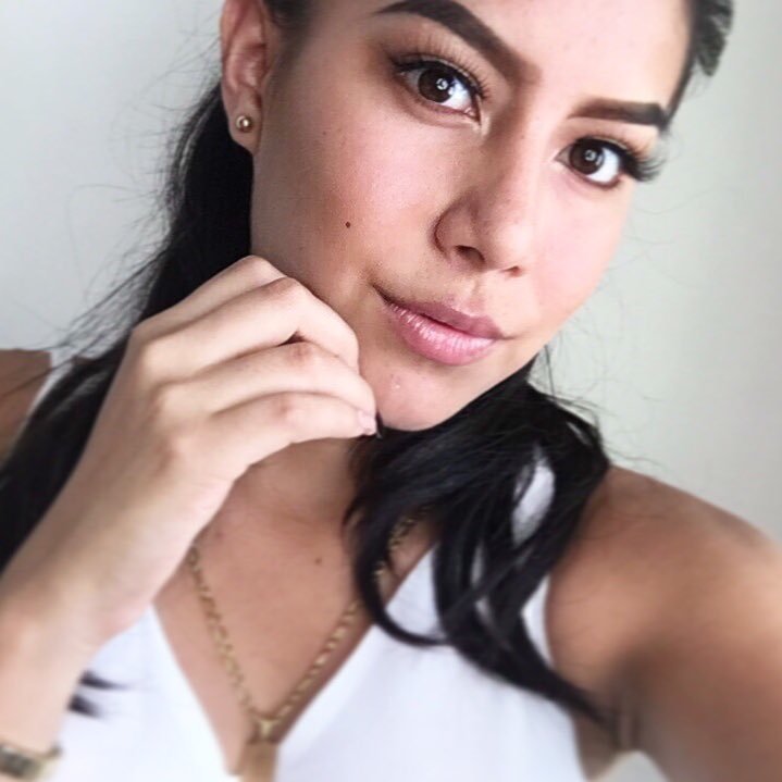 AnaliaLeon5's profile picture. Entrega al Señor todo lo que haces; confía en él, y él te ayudará🌸🍃