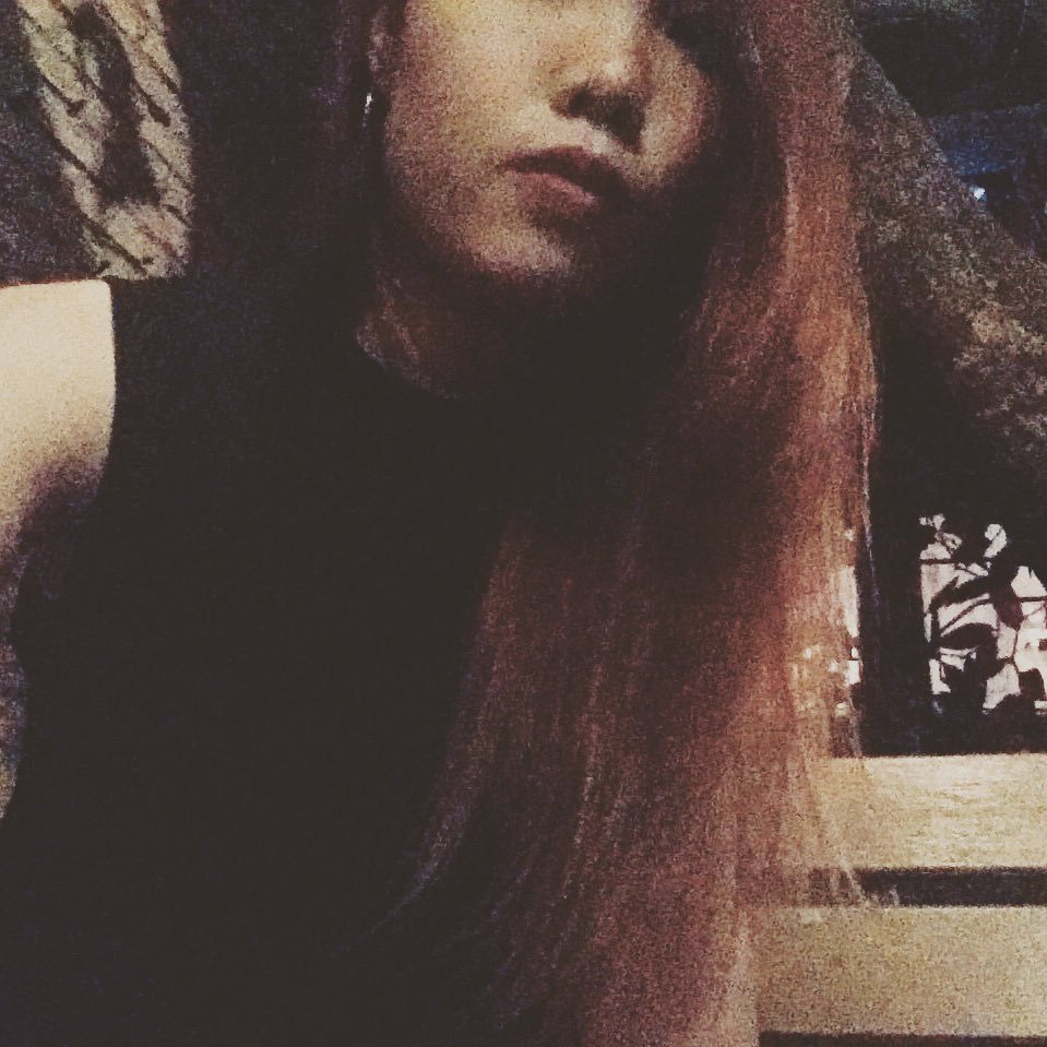 FafahModpro's profile picture. ถึงเวลานึงเราจะเข้าใจว่าการจากไปอาจจะมีค่าในความทรงจำใครบางคนมากกว่าการอยู่ต่อ.