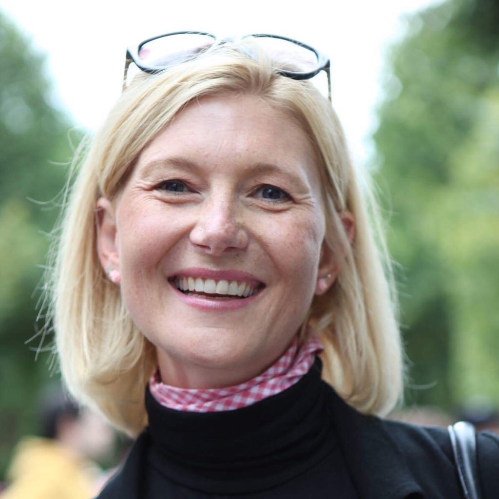 BArnoldner's profile picture. Politikbegeistert. Beziehungsmensch. Mutter. Naturwissenschafterin. 15 Jahre Lebensmittelbranche und Marketing. Landesgeschäftsführerin ÖVP Wien.