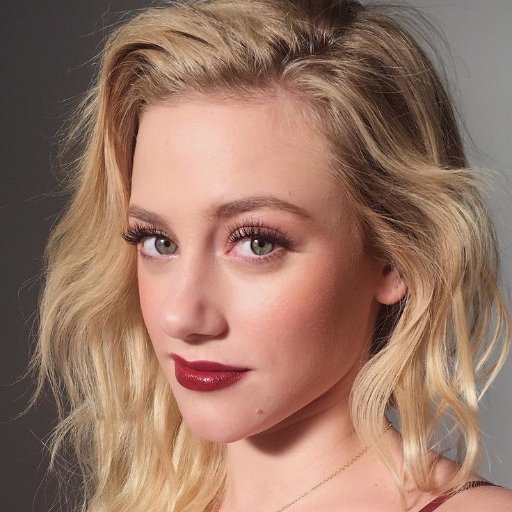 kiwisuit's profile picture. 