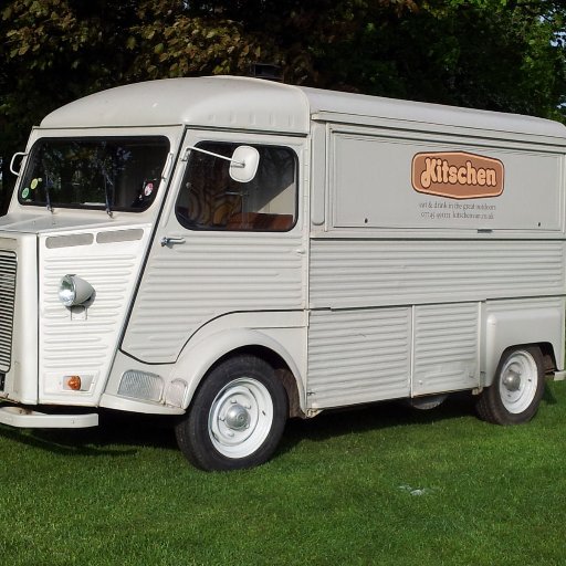 Eat and drink in the great outdoors.
Vintage Citroen van serving great coffee, tea and food.