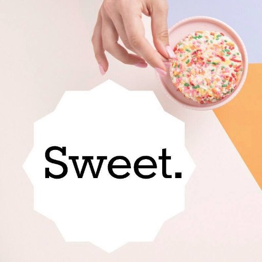 {Sweet} is your virtual BFF for all things beauty and style. Expect lots of product reviews, news, special deals, and giveaways - just for you!