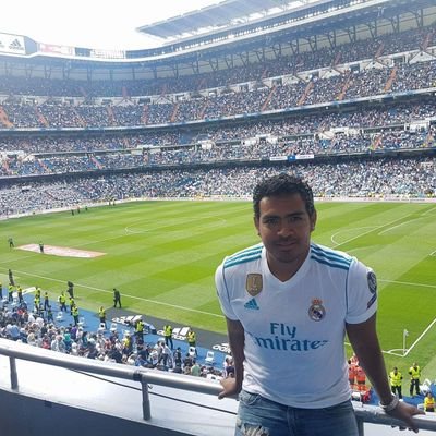 otro ingeniero en sistemas computacionales....
Santos Laguna
Real Madrid