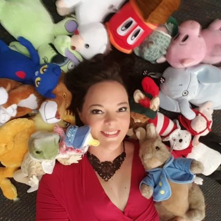 LilLibLady's profile picture. Librarian to all