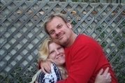Wife and Mother of three kids. Work for my husbands painting company. Love Ellen and Music!