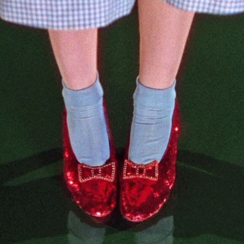 panther_33_'s profile picture. Ode to iconic pop culture, music, fashion, and art.