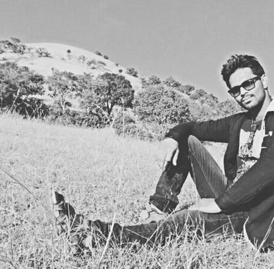 AmirMuj52832802's profile picture. 