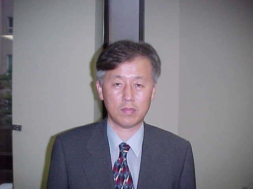 chlwjdrb's profile picture. 나는 크리스찬으로 나들목교회를 섬기고 있으며 현재 건물관리회사에서 이사로 근무하고 있음. 전에는 전기기사로, 부동산개발사업 등의 일을 해왔으며, 특별히 역사 탐구에 흥미를 갖고 있고 여행과 영화감상 취미를 갖고 있습니다. 활발한 토론을 좋아하고 특히 교육문제에 대한 토론을 좋아합니다.