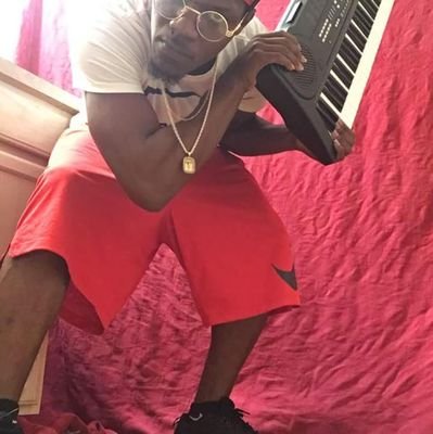 laroachi's profile picture. you can lose all your superficial material possessions but Game You cannot lose.
#IZM #GETYOUSOME #roachmanism101@gmail.com