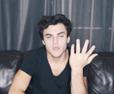 Dolan_selfies's profile picture. hello there. This account is made for the  #dolantwinstuesdayselfies. dm me your pretty faces😂 #tuesdayselfie. 
main account- @Berto_lucci2.
oh and I don't F4F