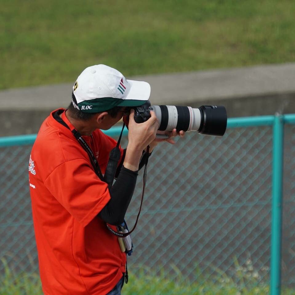 koji_71's profile picture. モーター（サイクル）スポーツをメインにレースの合間やシーズンオフポートレートの撮影しています。関西でモデルさんに募集中です（相互無償希望）。