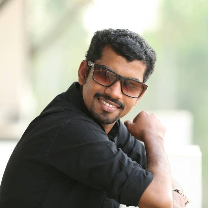 ഓണ്‍ലൈന്‍കാരന്‍