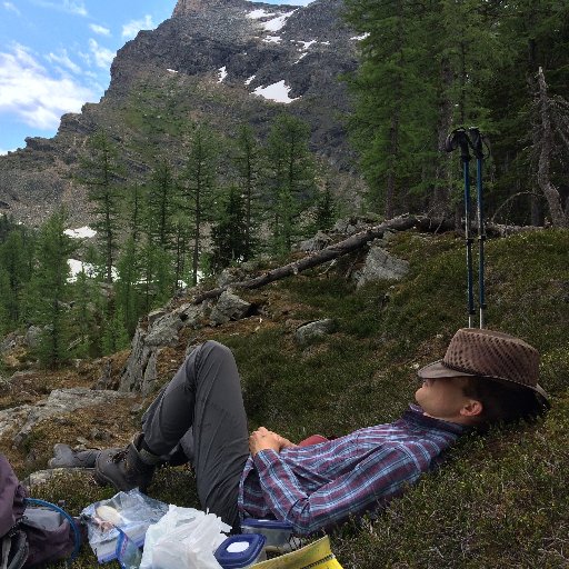 Vegetation Ecologist at Agriculture and Agri-Food Canada, cat-and recently appointed HUMAN dad, views are my own (He / Him)