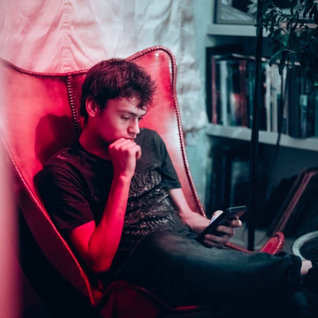 Personal account of Aloys Feliu | 18 years old teenager living in Spain, Valencia | Globetrotter | Shisha Lover |