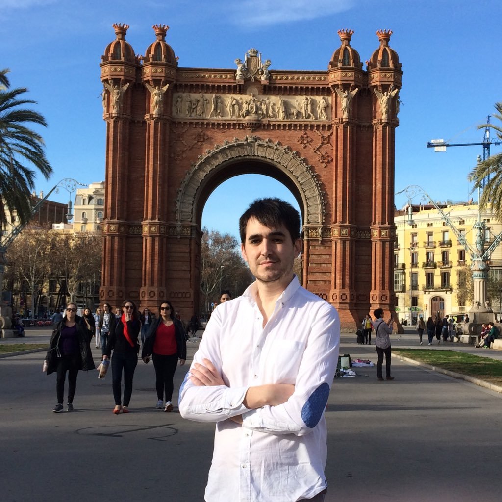 Economista y Piloto de aviones. Presidente/fundador de la Peña Zaragocista @PZGenerelo. Premio extraordinario FP Aragon 2014. Graduado ADE @UNED en solo 3 años