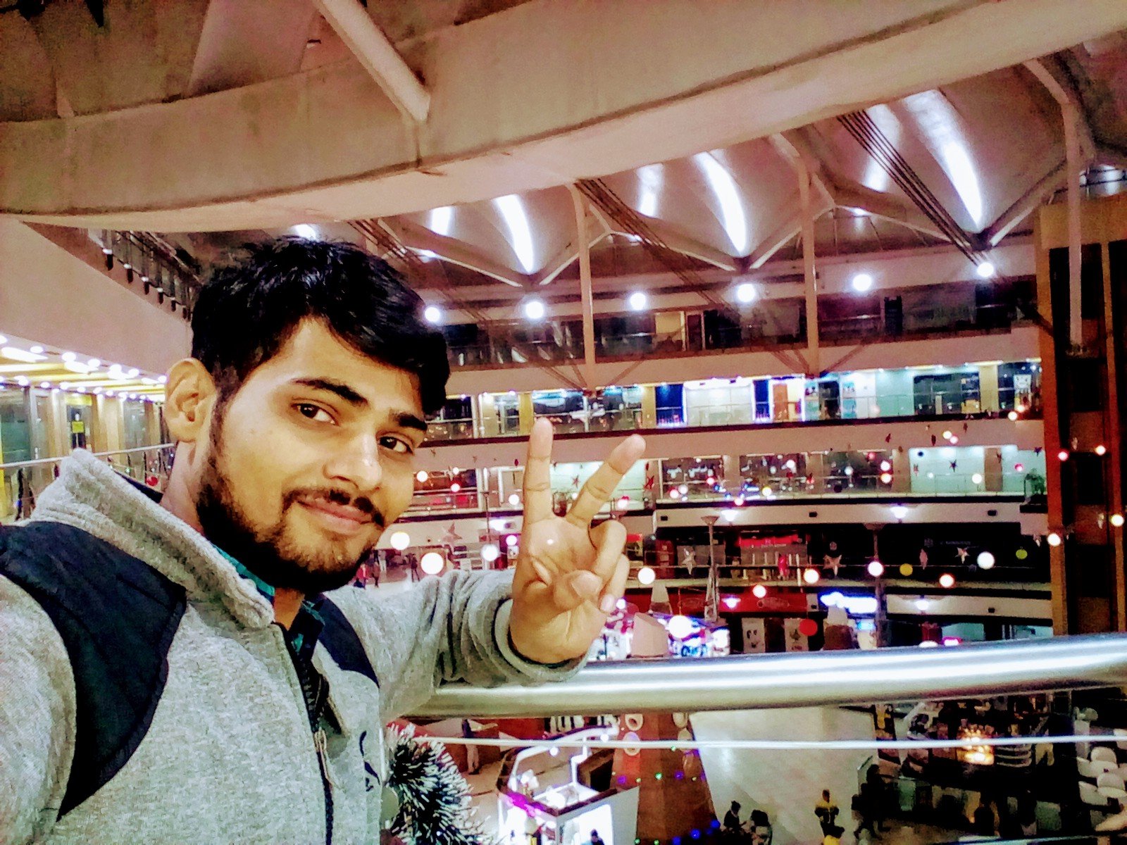 Amitmis11424127's profile picture. 