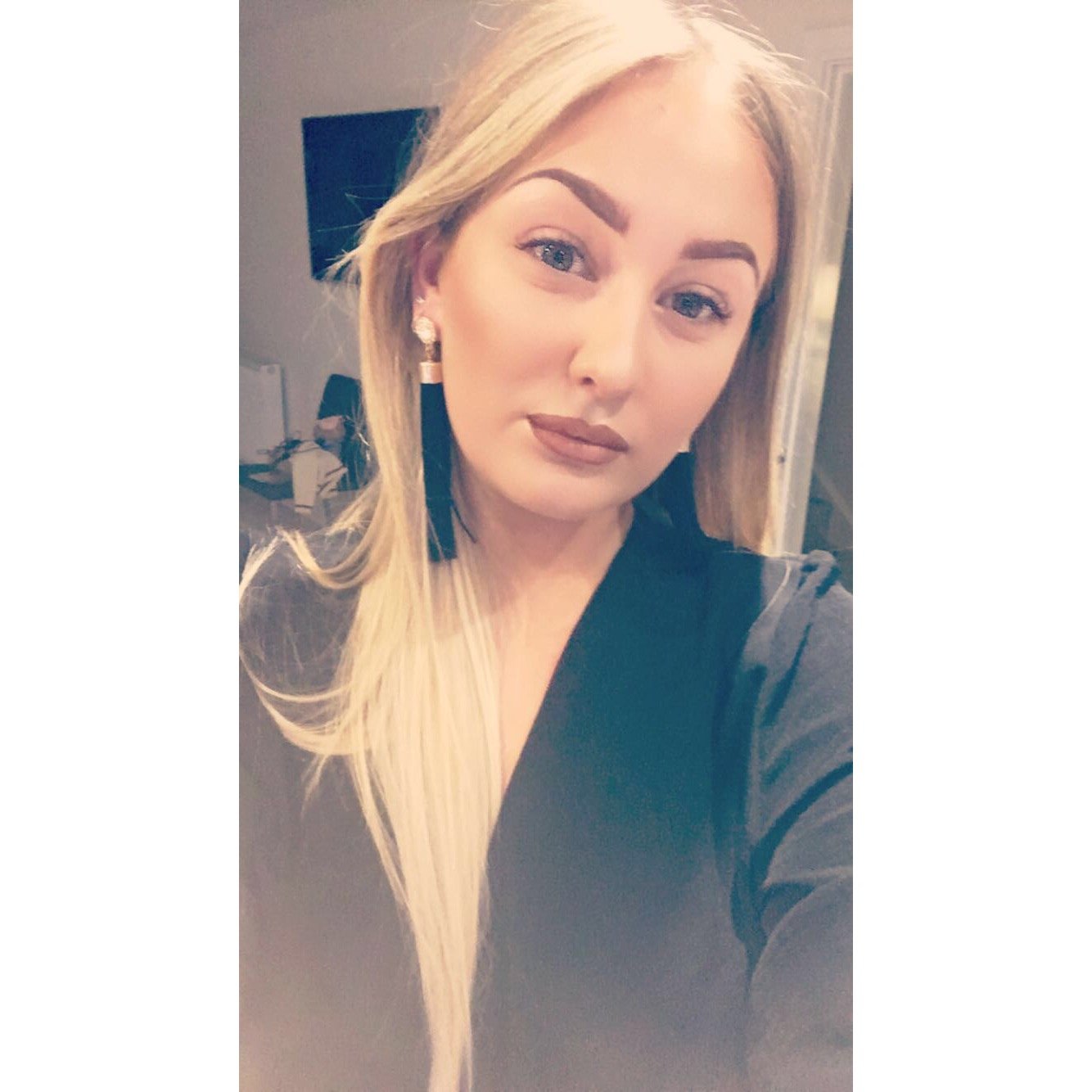 odavieswild's profile picture. 21 | Camberley | Blonde is my middle name