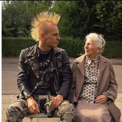 Ahnojariola's profile picture. Pregúntenle a Freud, pero casi seguro la culpa es de mi mamá!