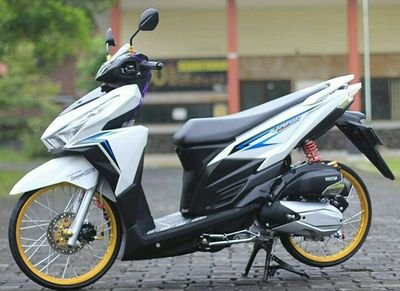Sibukk
Cie liat-liat
Si mancung
Idola para fans
Vario 150
#jayalah pesut etam
