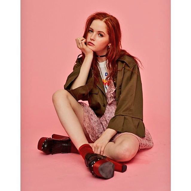 accioattitude's profile picture. ❛a girl is a gun.❜ —————————————————— apart of @EraLuminis.