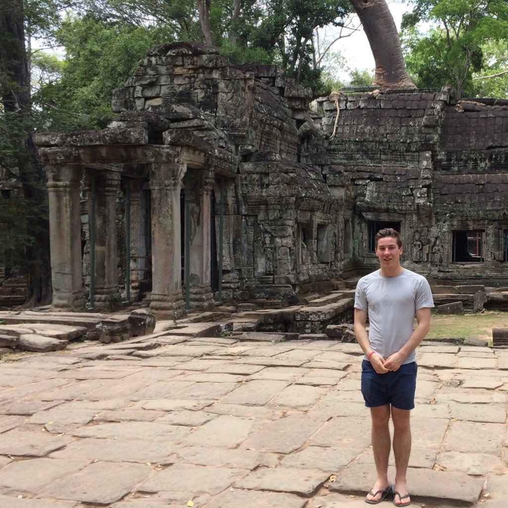 hslockyer's profile picture. 