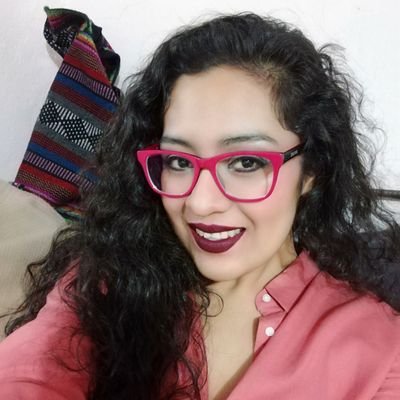 _AnnieReyesLz_'s profile picture. Live • laugh • love • learn