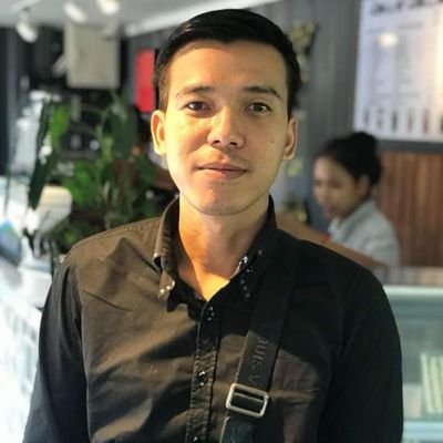 voeurm's profile picture. 