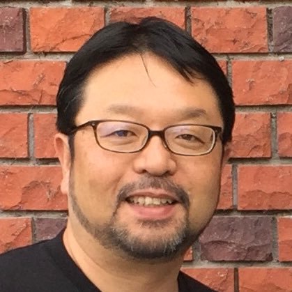 高校教員。国語と情報の免許取得。趣味はギターの弾き語り、スポーツ観戦、家庭菜園。ジョン・レノン、尾崎豊、村本大輔、サンフレッチェ広島、サンフレッチェ広島レジーナのファン。Appleの株主で、MacPro2012、MacBookPro2016、iPhoneXSを愛用し、Apple製品の初代物を中心にコレクション。